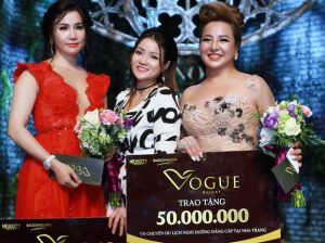 Quà tặng từ Vogue Resort Nha Trang tại chương trình